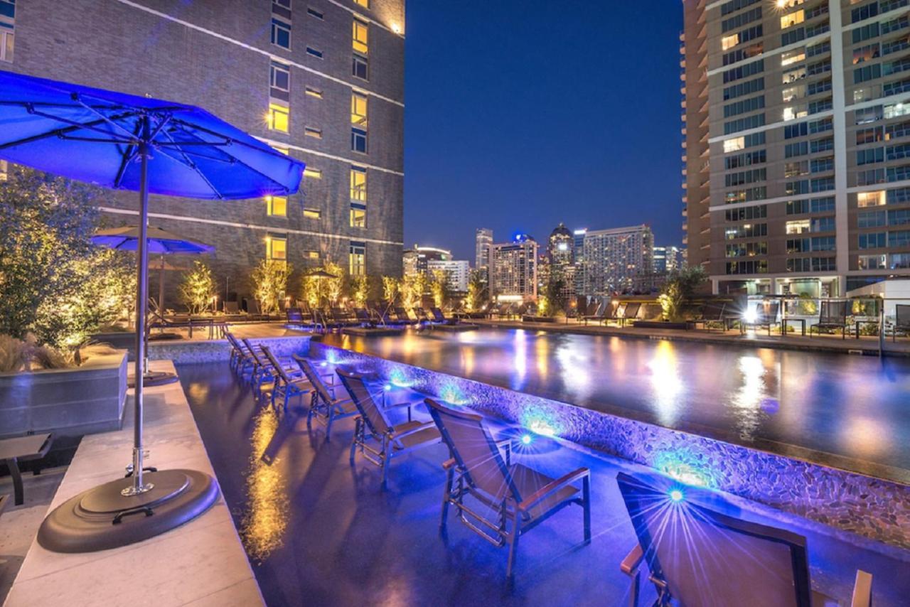 Downtown Dallas Apt With View Walking Distance To Aac With Free Parking Pool Wifi Εξωτερικό φωτογραφία